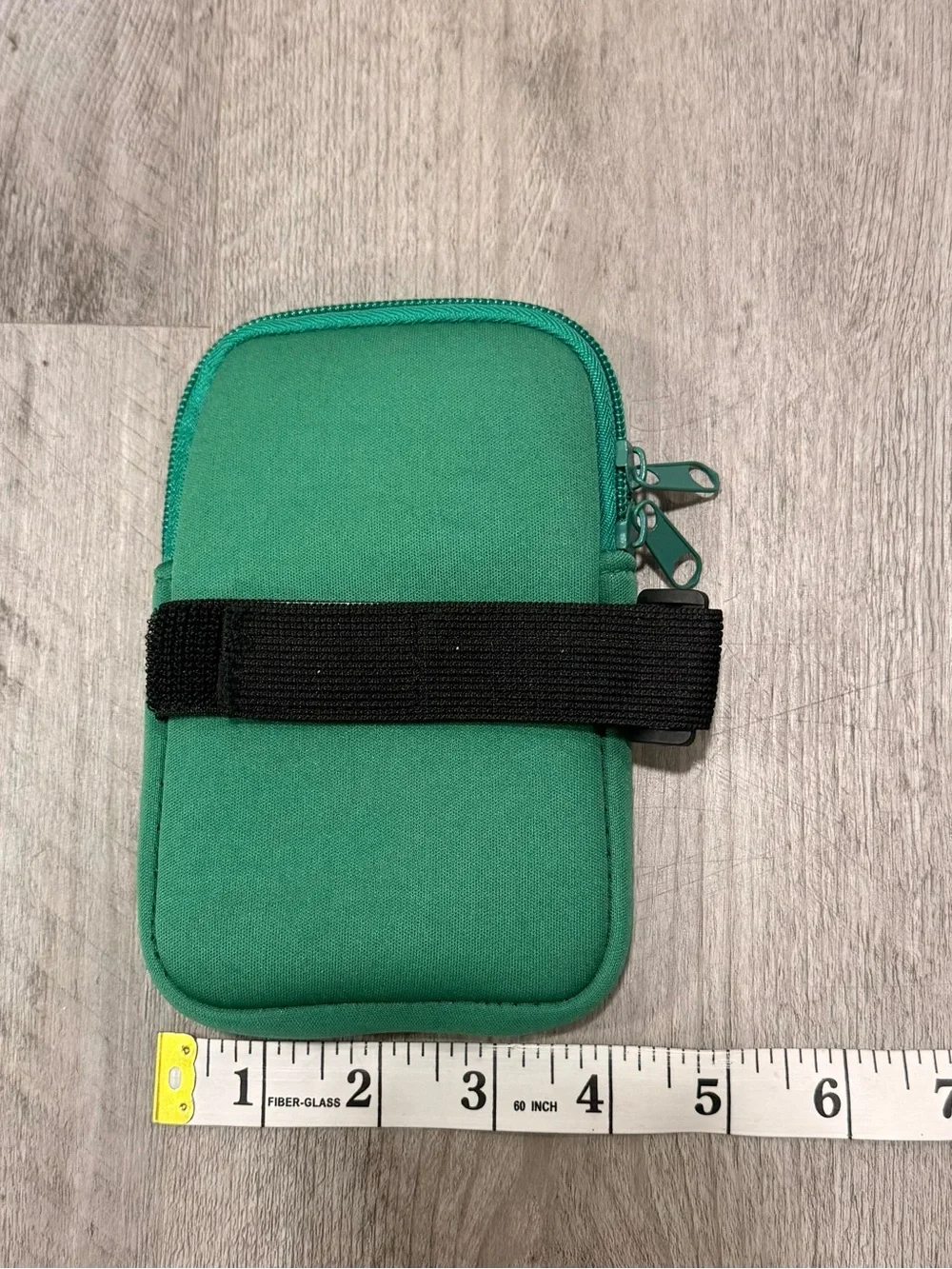 Green Portable Electronics Pouch - Compact Travel Case